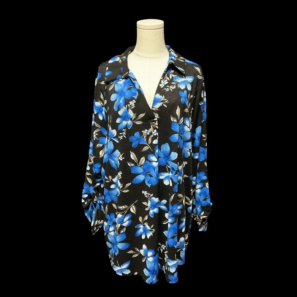 Black/Blue Floral Print Blouse w/ Button Detail